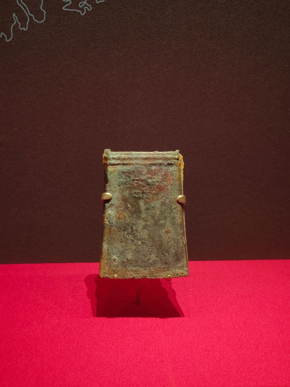 Exhibited iron axe cast with the character Yu