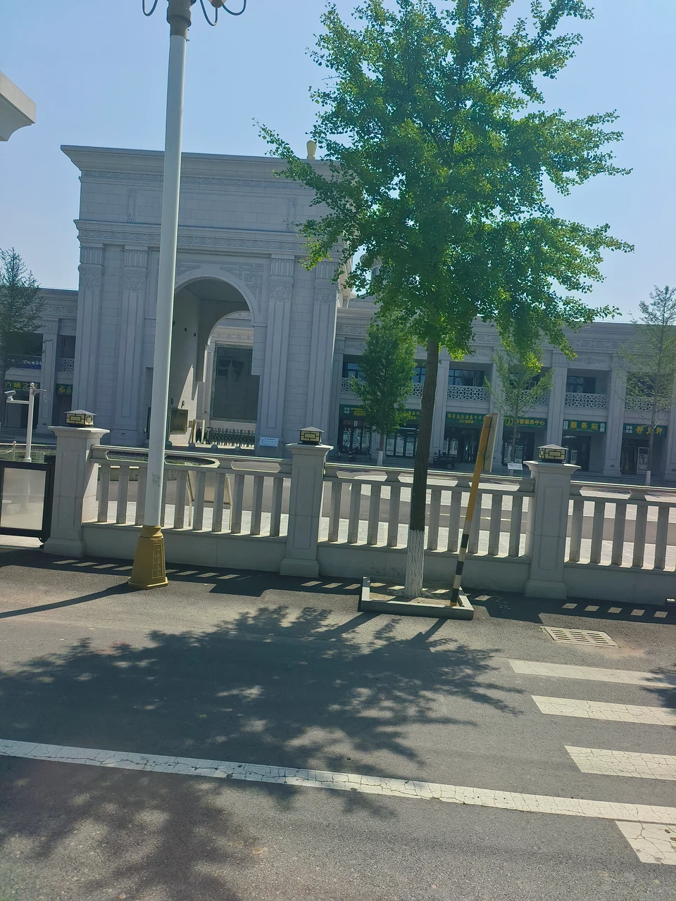 Doudian Mosque and the trees in front of it